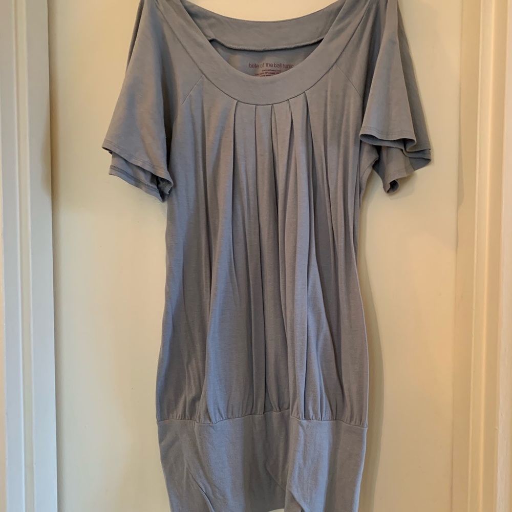 Long light gray shirt